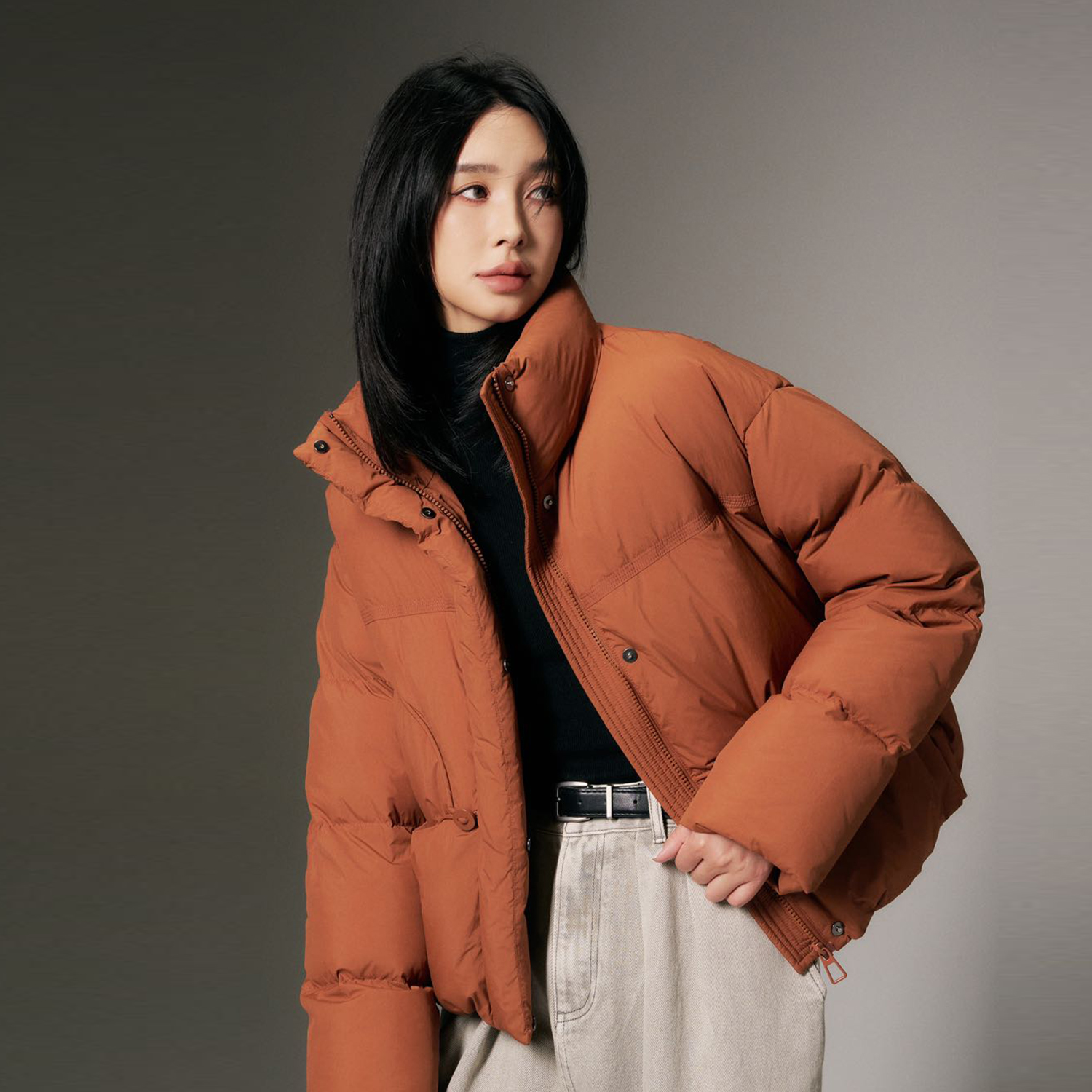 气质短款90绒纯色显瘦羽绒服外套