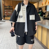 黑色