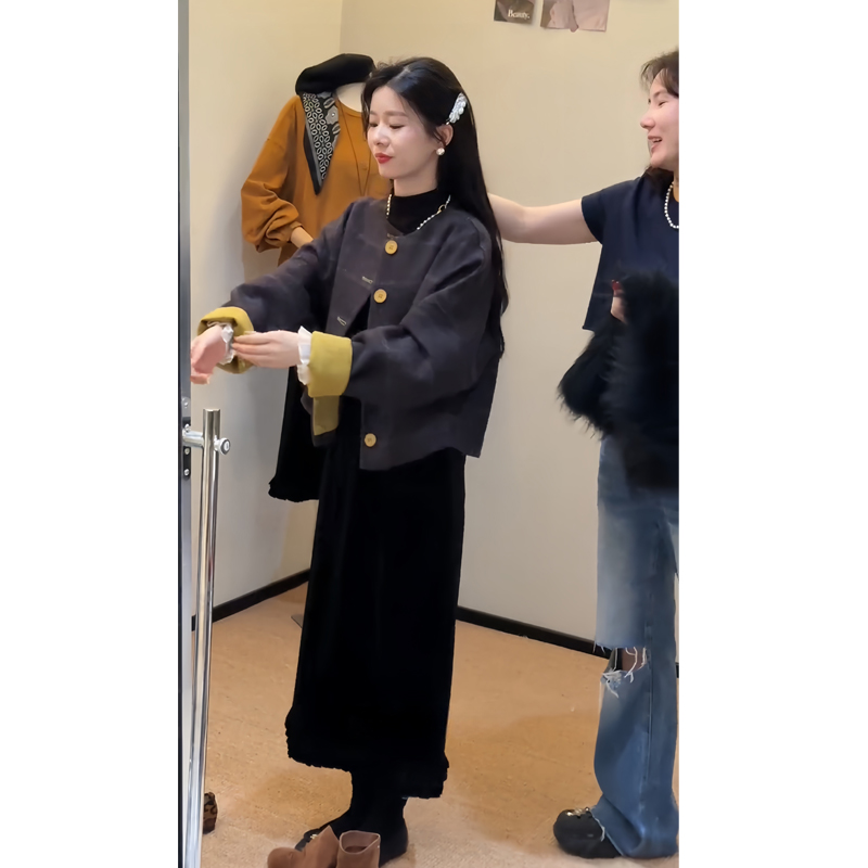 小香风妮子外套丝绒半身裙套装