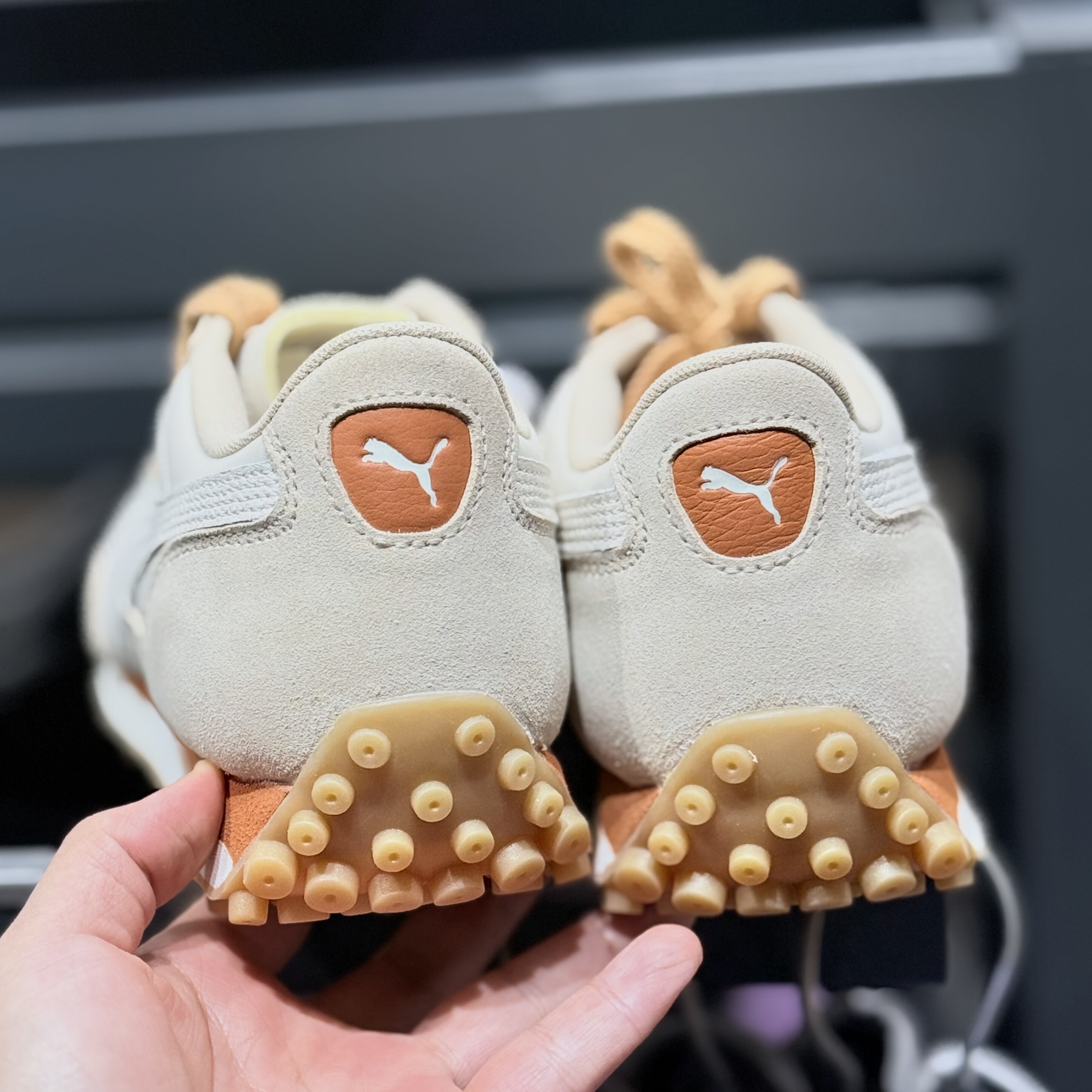 彪马PUMA男子秋冬复古低帮轻便防滑运动休闲阿甘T头跑步鞋400827