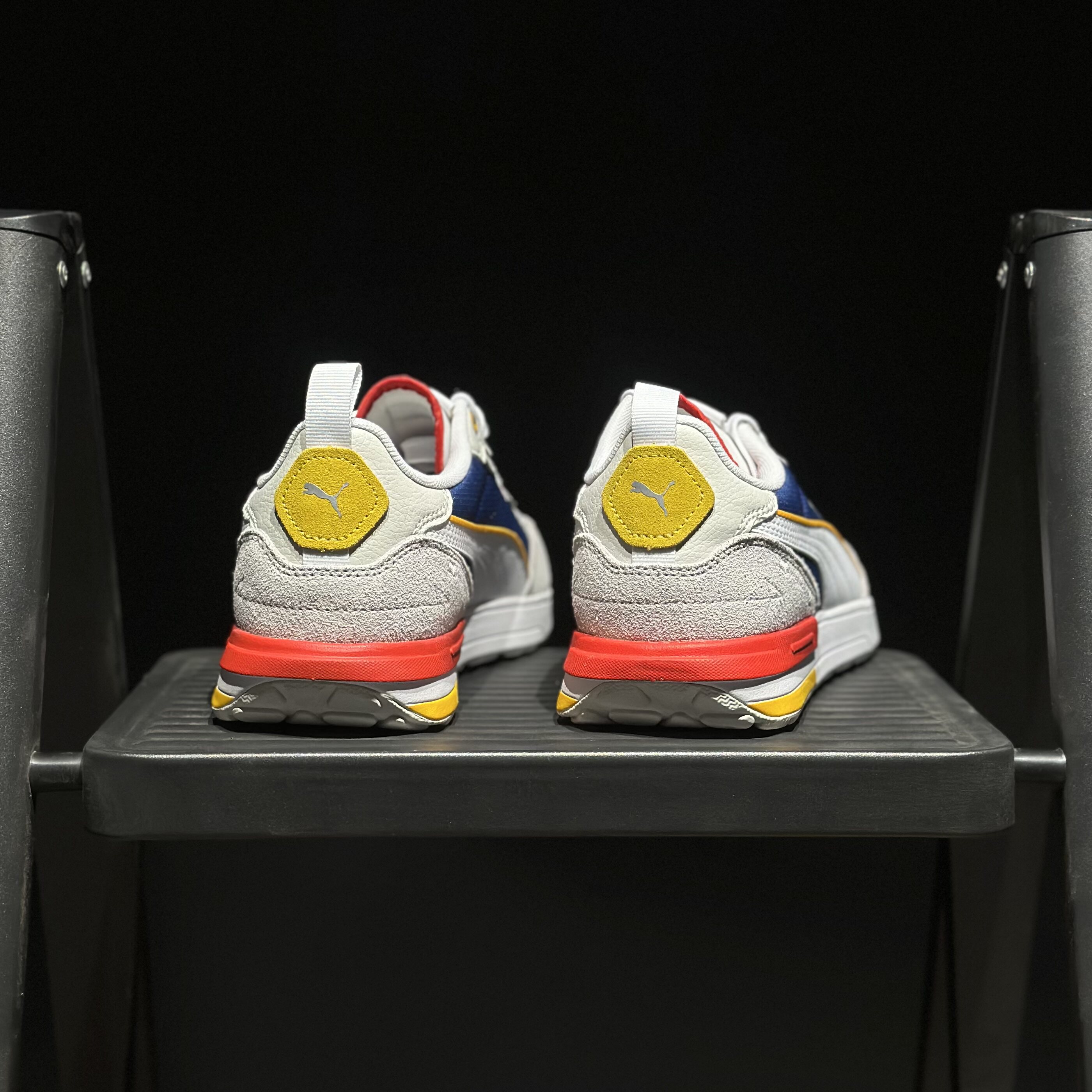 PUMA/彪马情侣低帮潮流拼色时尚轻便运动休闲鞋耐磨慢跑鞋383462