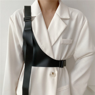 百搭连衣裙西装 饰时尚 大衣腰封酷 腰带女嘻哈朋克欧美装 单肩背带式