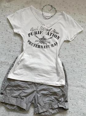 纯欲风字母印花V领短袖T恤女夏季新款纯欲辣妹掐腰设计感短款上衣