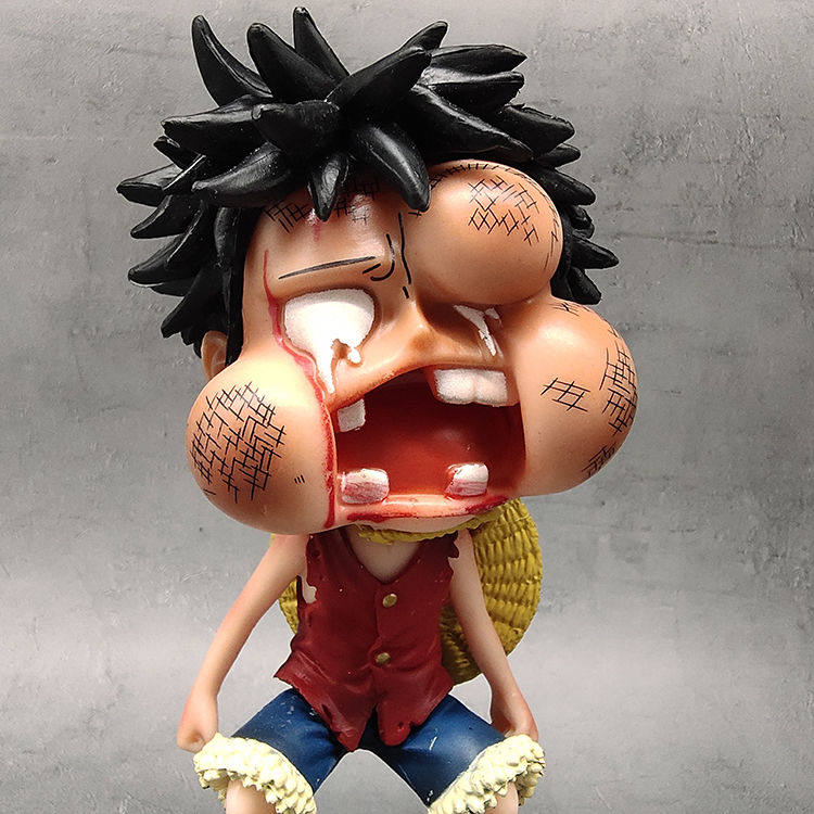 q版肿脸路飞摆件手办海贼王玩偶公仔办公室解压神器男生生日礼物