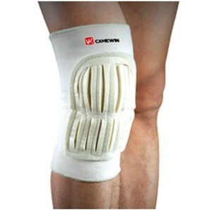 直销正品凯威0835运动轮滑羽网篮球羊毛毡保暖防关节护膝一对装