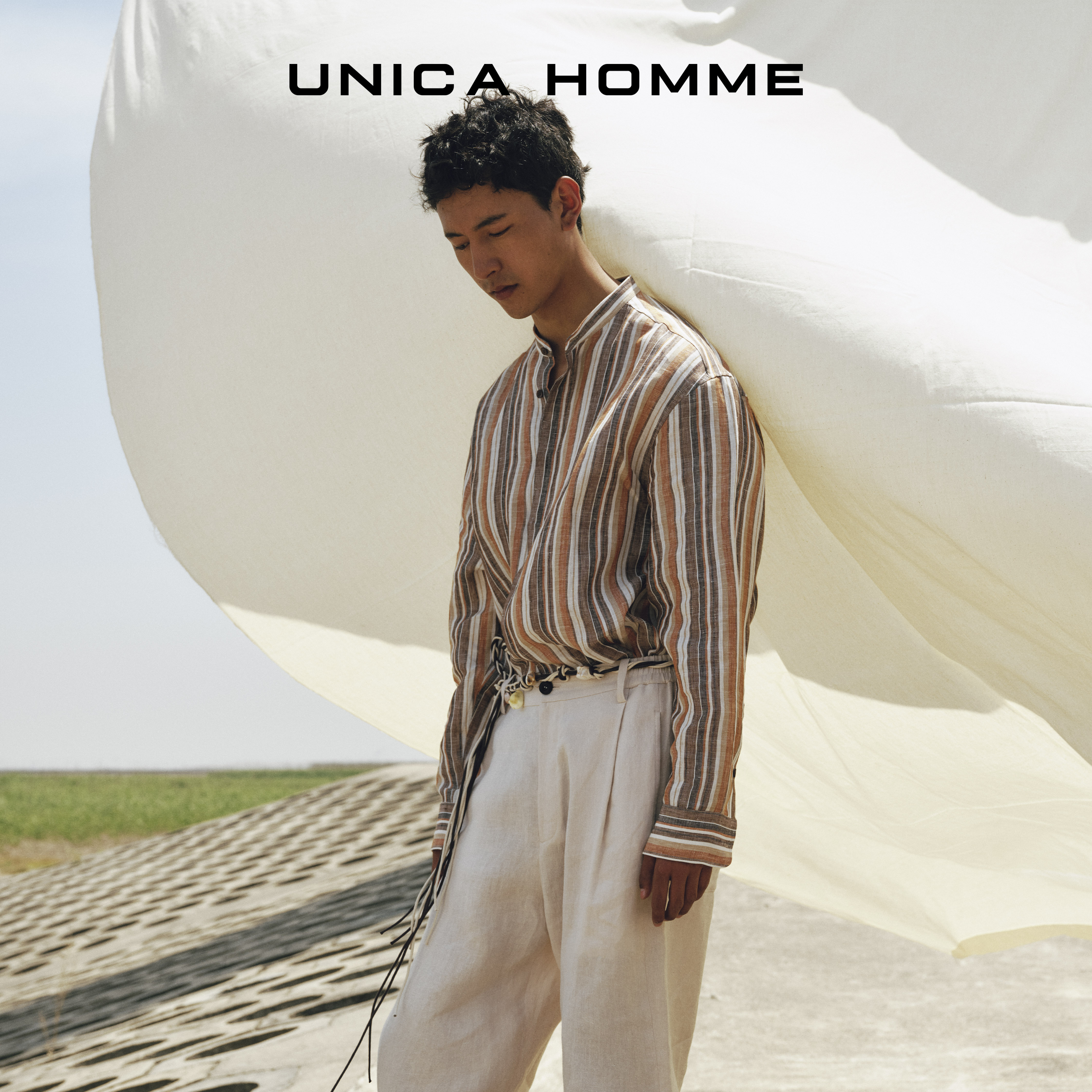 UNICA HOMME/刘宇宁同款 高阶时髦_亚麻色纺条纹宽松清凉立领衬衫