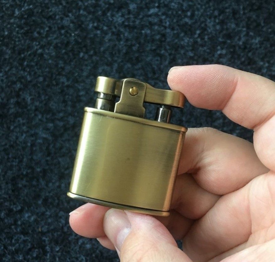 海豚煤油打火机仿古机型创意复古老式砂轮火机按压式点火男士礼品,ZIPPO/瑞士军刀/眼镜,煤油打火机,淘宝优惠券,粉丝福利购,淘宝优惠卷