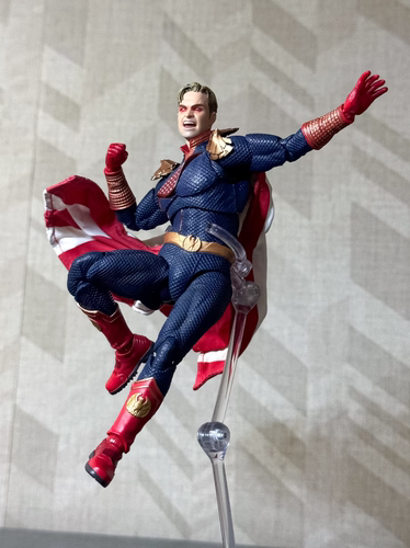 国产Mafex151祖国人 黑袍纠察队老乡人星光亚洲版可动人偶盒装