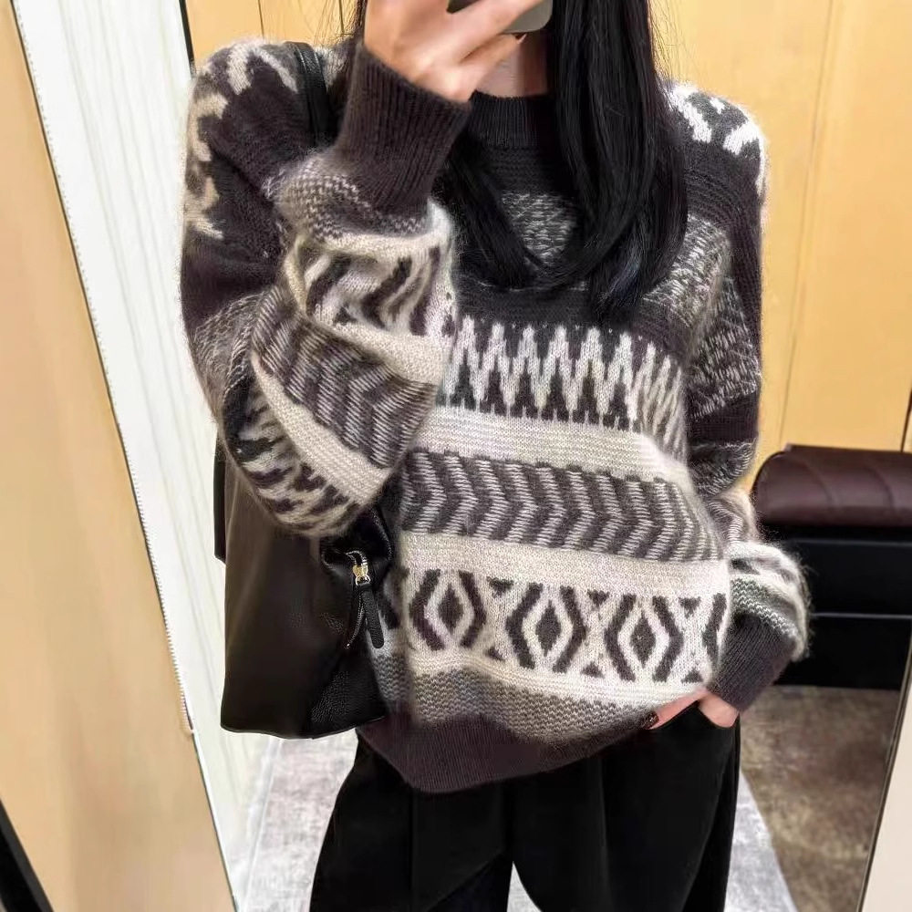 HZ羊驼绒2025冬季羊毛衫新款时尚圆领复古拼色宽松显瘦百搭毛衣女