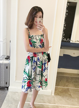 2021夏季抺胸女学生裙子雪纺沙滩裙中长款碎花吊带小清新连衣裙