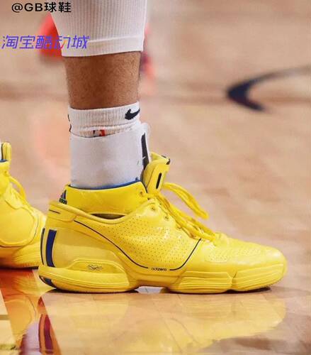 篮球鞋篮球鞋Adidas223人的v