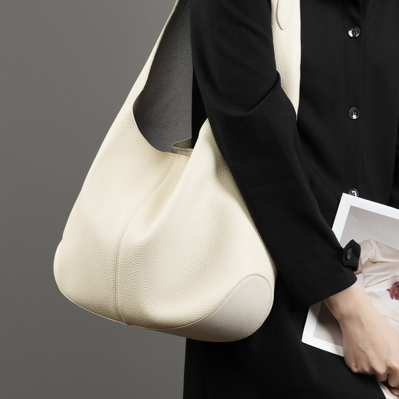 真妮诗头层牛皮腋下单肩包托特包