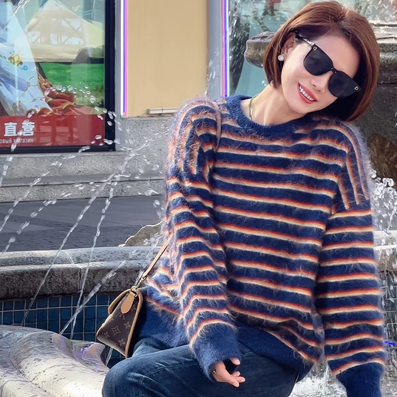 颜菱毛衣女2025秋冬新款高品质丝羊绒条纹针织衫宽松套头Y10108