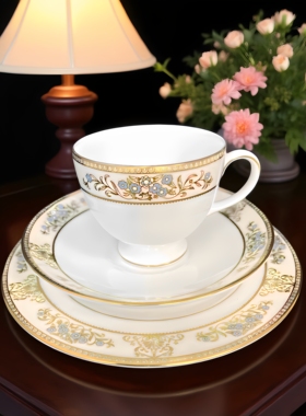 英国原产Wedgwood威基伍德Cliveden咖啡杯茶杯碟蛋糕盘餐具薰衣草