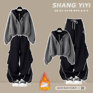 学院风时尚穿搭一整套少女秋冬慵懒风加绒卫衣初中生工装裤两件套