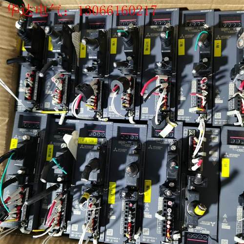 三菱伺服JE  400W脉冲型 总线型 CC-Link总线,(请询价)