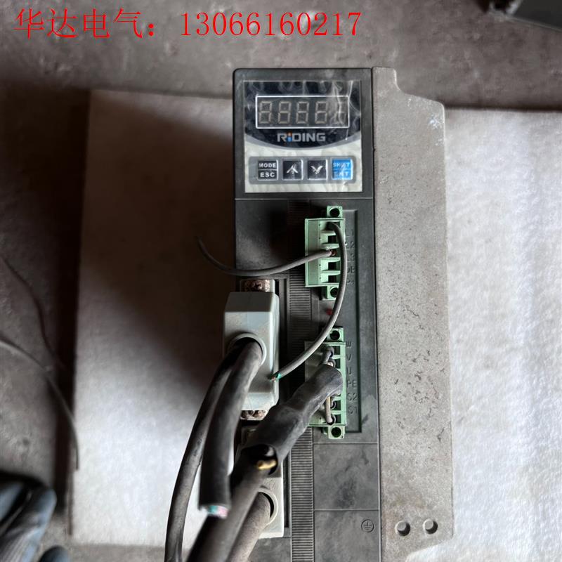 日鼎 DCS3205-VT5/CC1 驱动器  成色如图 包(请询价)