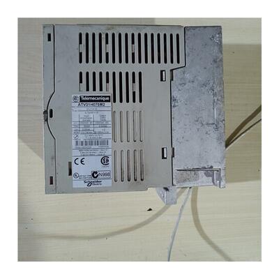 施恩耐德变频器  ATV31H075M2,外观成色如图,上电(请询价)