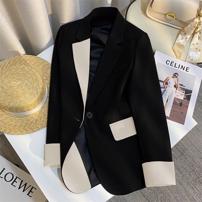 复古黑色撞色拼接西装外套春秋款2025高级新款休闲设计上衣西服