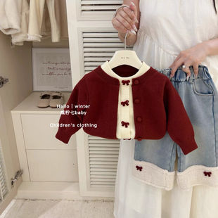 女童秋冬新款套装女宝宝红色蝴蝶结毛衣爱心加绒牛仔裤两件套