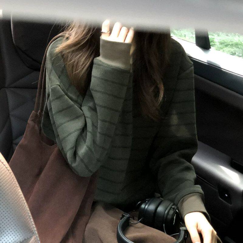 绿色条纹长袖卫衣女秋季2026新款宽松慵懒风内搭显瘦正肩圆领上衣