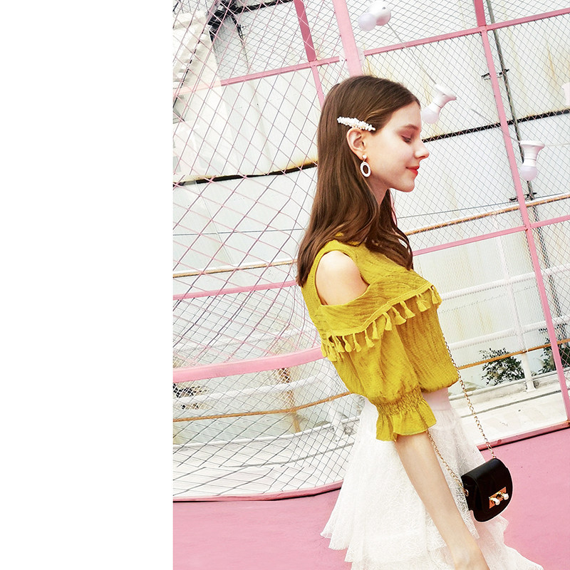 FG露肩流苏雪纺衫女喇叭袖很仙的上衣宽松洋气小衫2019夏流行衬衫