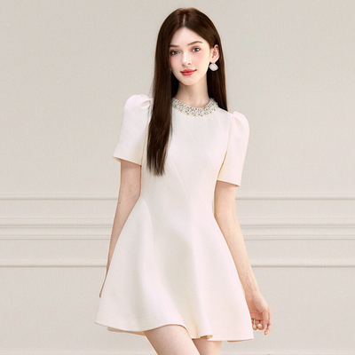 zklin醋酸面料重工镶钻小白裙