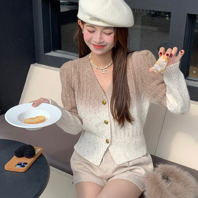 V领重工金属扣渐变色针织衫开衫