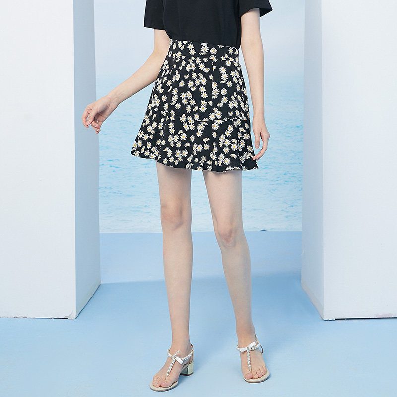 小雏菊碎花a字半身裙子女2025春秋夏时尚新款小个子荷叶边短裙