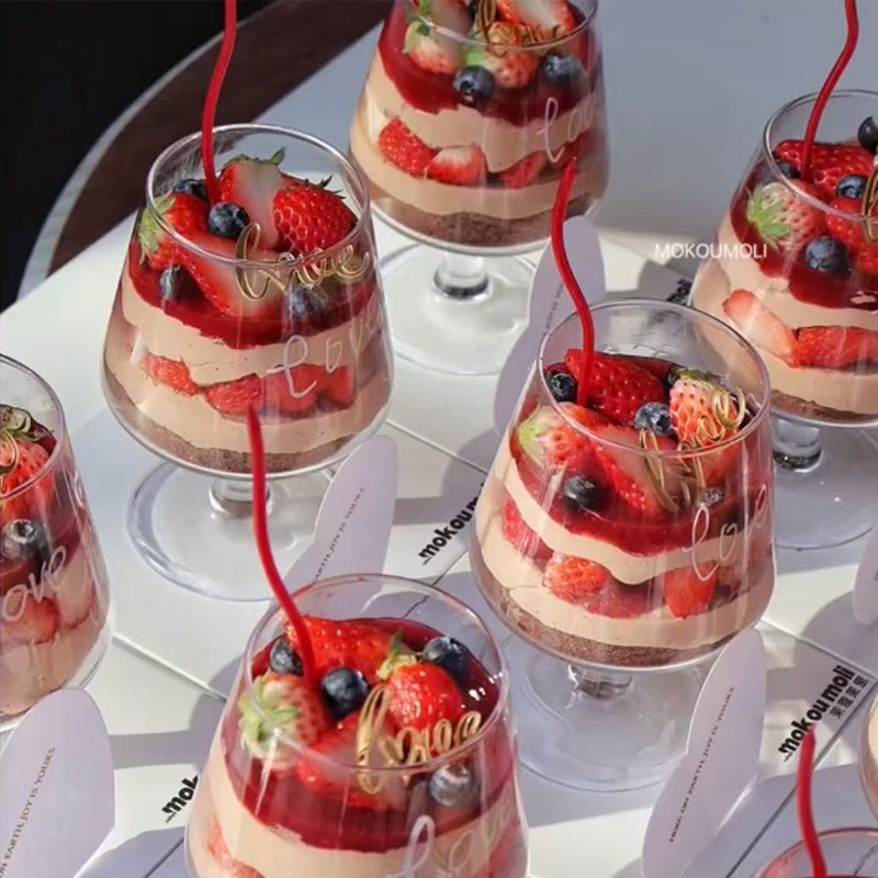 2.14情人节透明草莓杯高脚杯玻璃杯白兰地甜品杯蛋糕装饰曲线蜡烛,节庆用品/礼品,蛋糕/烘焙装饰用品,淘宝优惠券,粉丝福利购,淘宝优惠卷