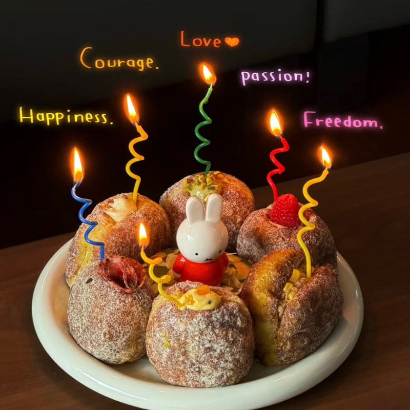 ins款五颜六色蜡烛小兔子生日甜品蛋糕装饰多巴胺彩色系曲线蜡烛