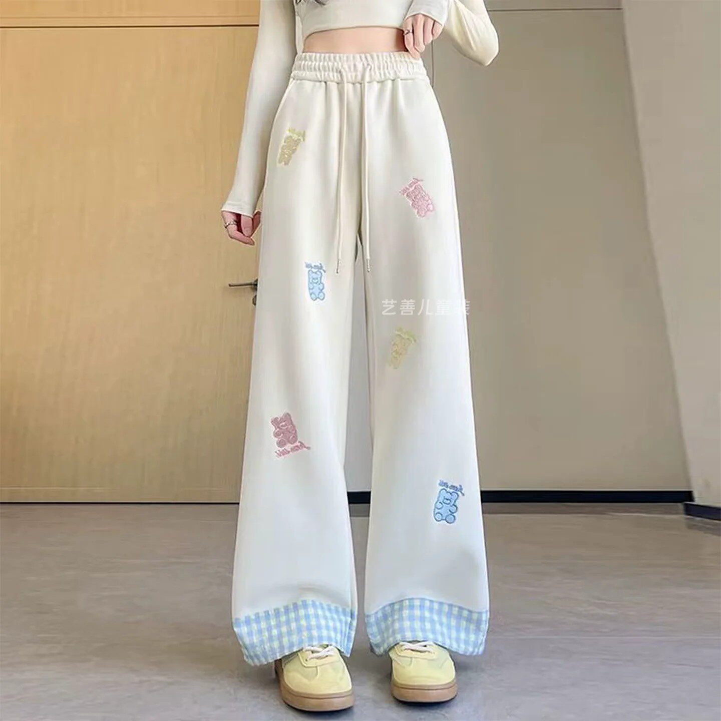 女童裤子甜美刺绣卡通翻边阔腿裤女孩初中生休闲加绒直筒运动卫裤