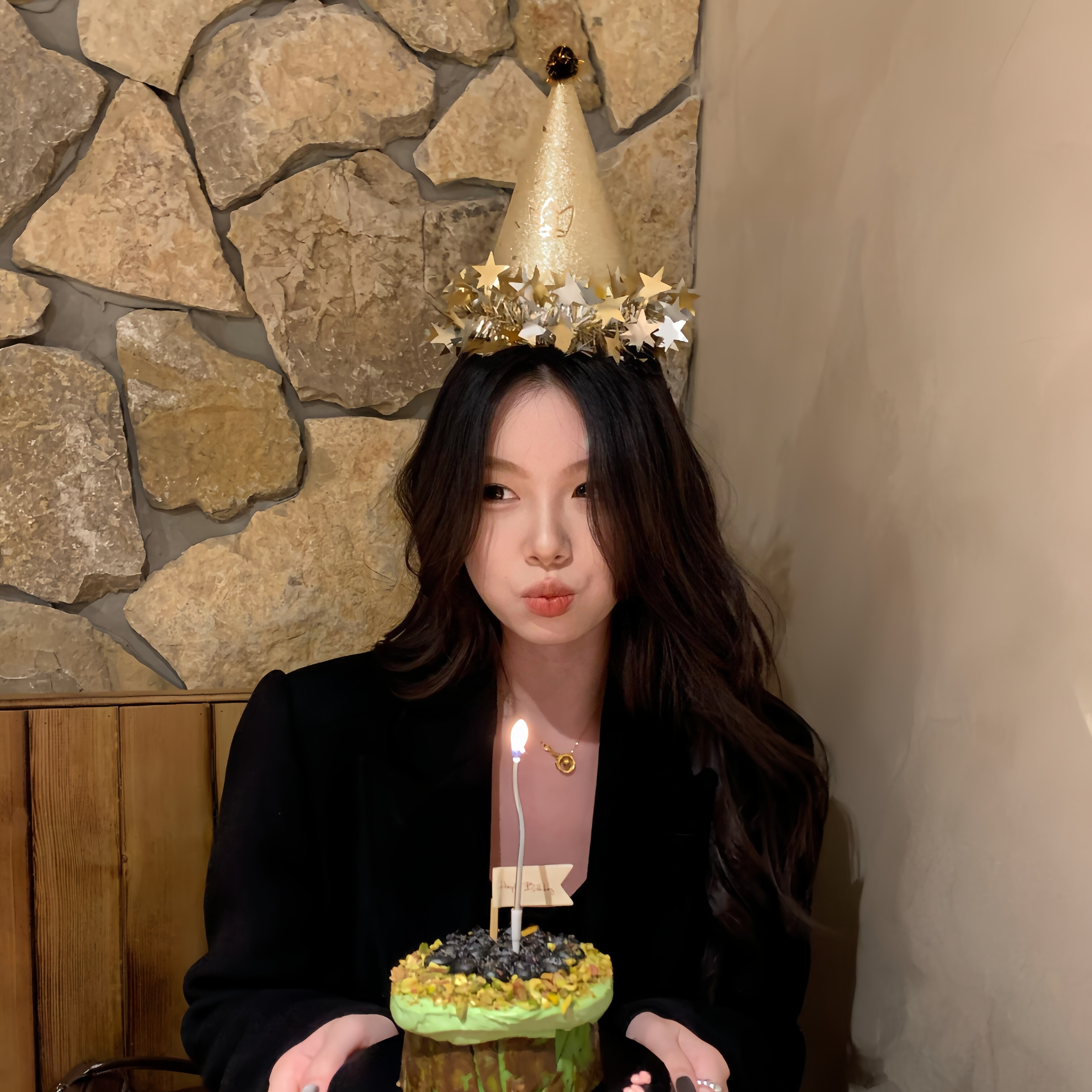 小红书同款金色亮片星星生日帽子少女生拍照头饰简单氛围感道具
