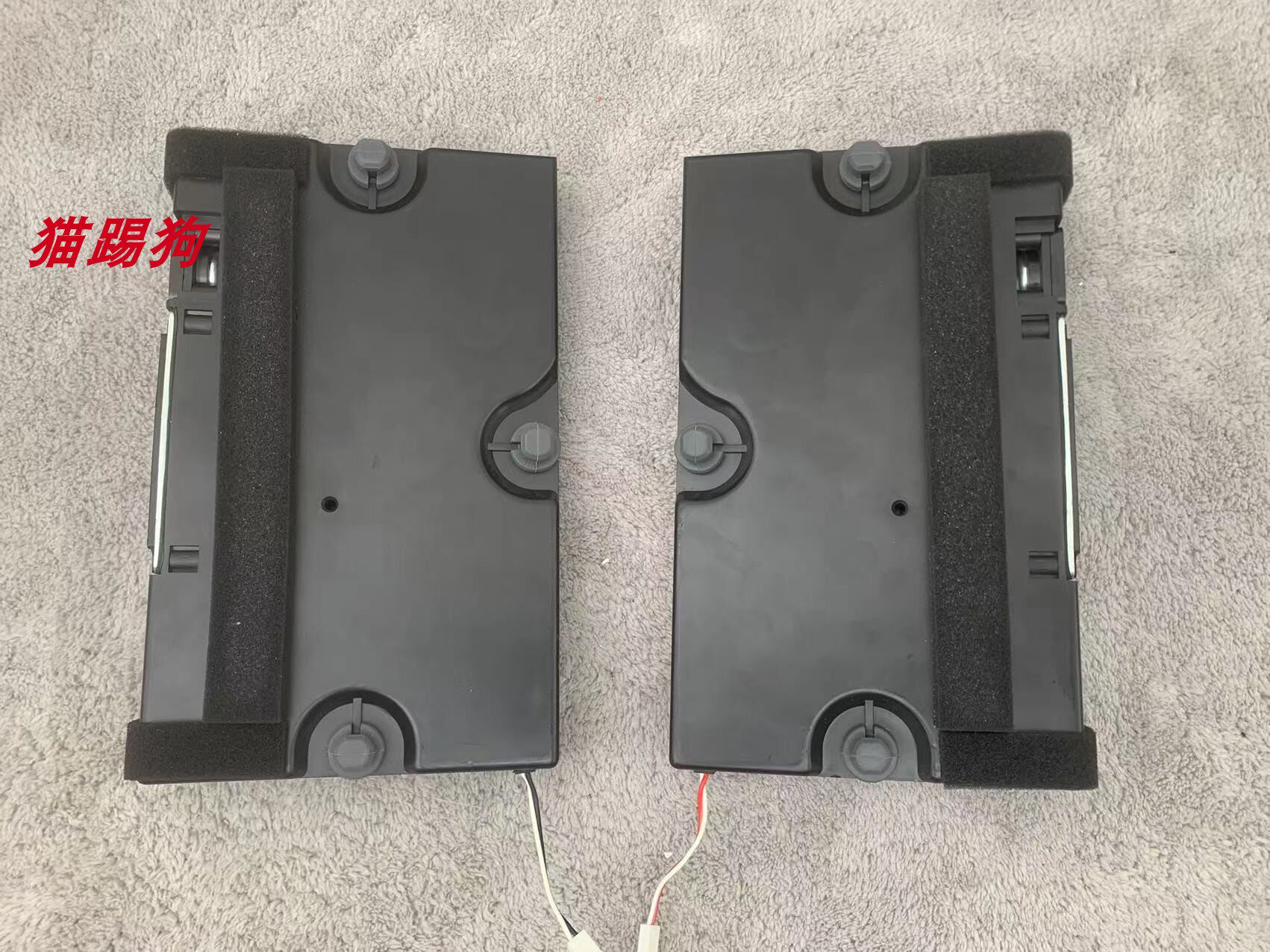 A PAIR OF VALENCE LABYRINTH SPEAKER BOX TWO-WAY PASSIVE SPEAKER TWO-WAY GUIDED LABYRINTH SPEAKER SPEAKER SPEAKER