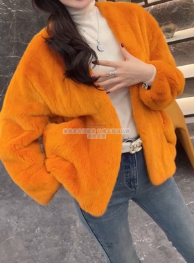 欧洲站2025秋冬新款活力橙色皮毛一体水貂毛外套宽松保暖皮草大衣