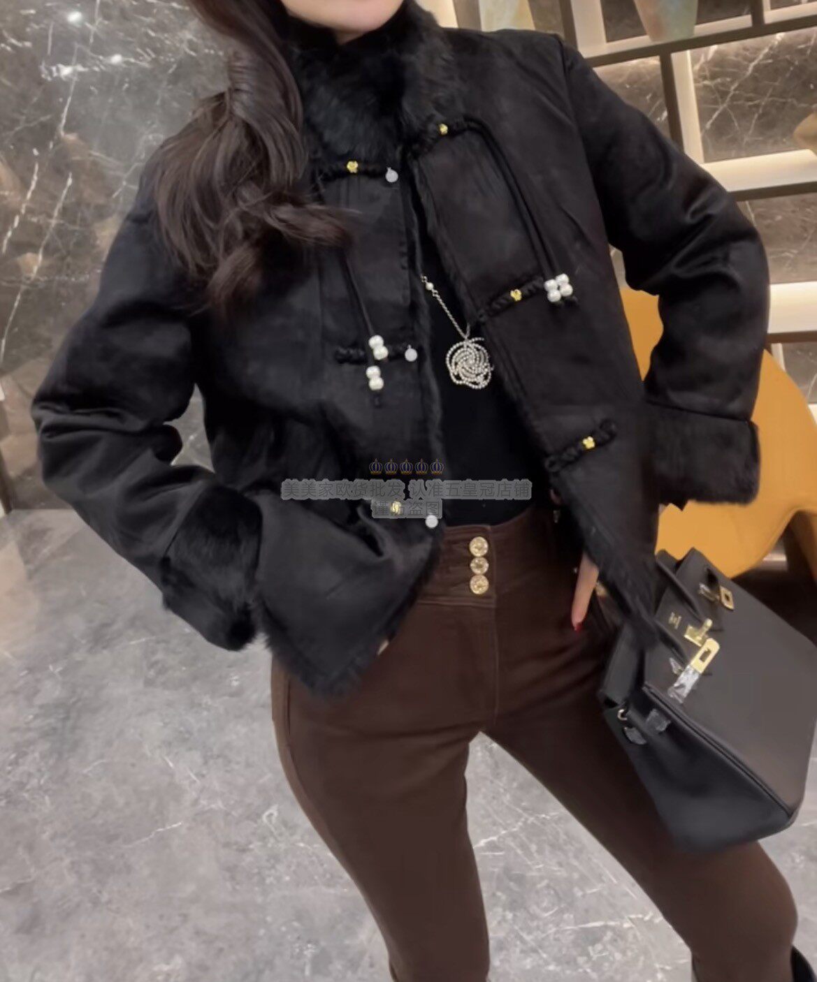 欧货2025冬季新款新中式提花流苏盘扣上衣皮毛一体獭兔毛皮草外套