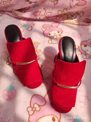 17秋冬8月原 新品1i1y Br0wn 复古鱼嘴拖鞋原店清仓价六百多RMB