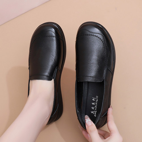 真皮妈妈鞋女士皮鞋软底中老年人女鞋子老人奶奶老太太防滑春秋款