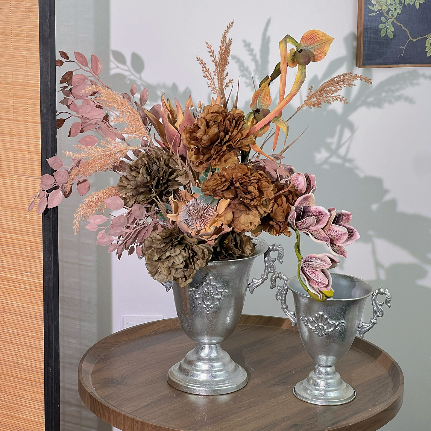 复古银色金属花器银色浮雕花翁双耳高脚花器鲜花养殖花盆宴会摆件