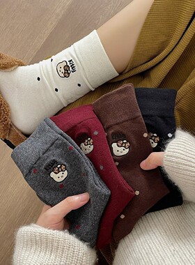 可爱波点刺绣KT猫袜子女动漫卡通女士中筒袜东大门女秋冬诸暨棉袜