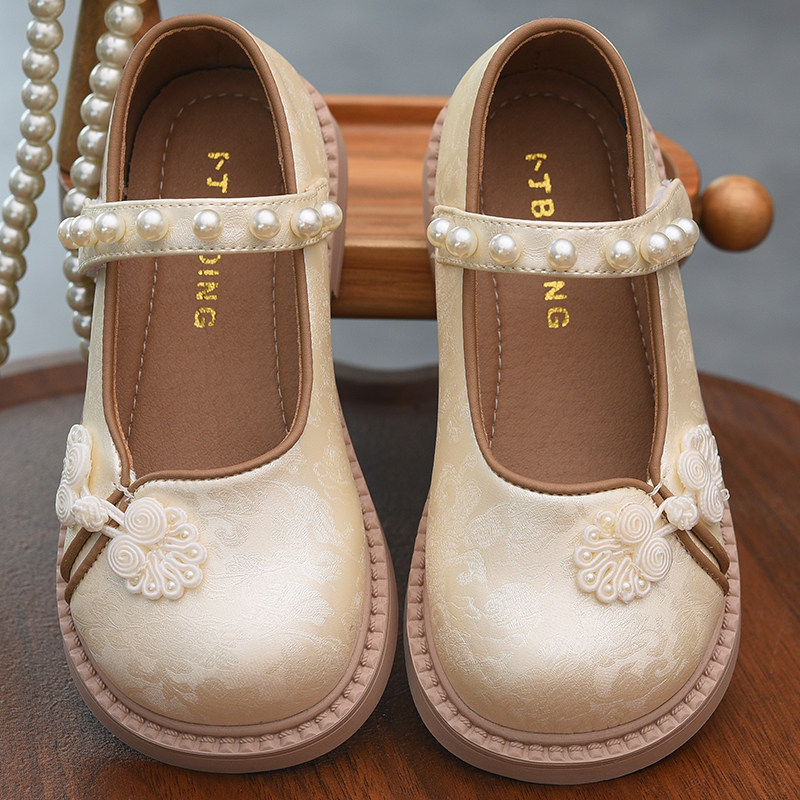 女童小皮鞋儿童国风汉服鞋女孩单鞋2026春季新款复古绣花公主童鞋