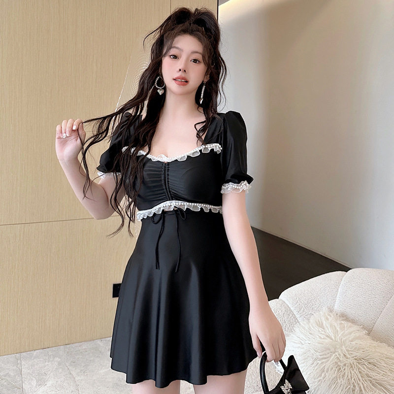 新款泳衣女加大码 连体裙式 韩版露背泳装遮肚显瘦海边度假