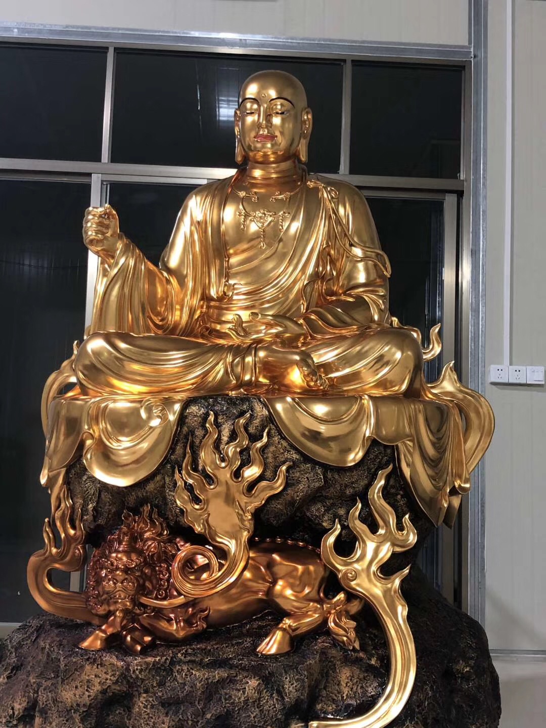 观音铜雕泥雕木雕地藏释迦佛厂家专业雕塑 裟婆三圣寺庙佛像 贴金