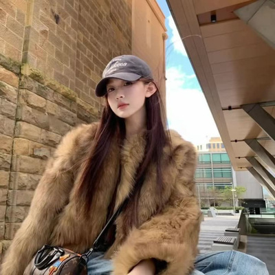 棕色仿狐狸毛环保皮草外套女冬季2025新款短款皮毛一体毛毛绒大衣