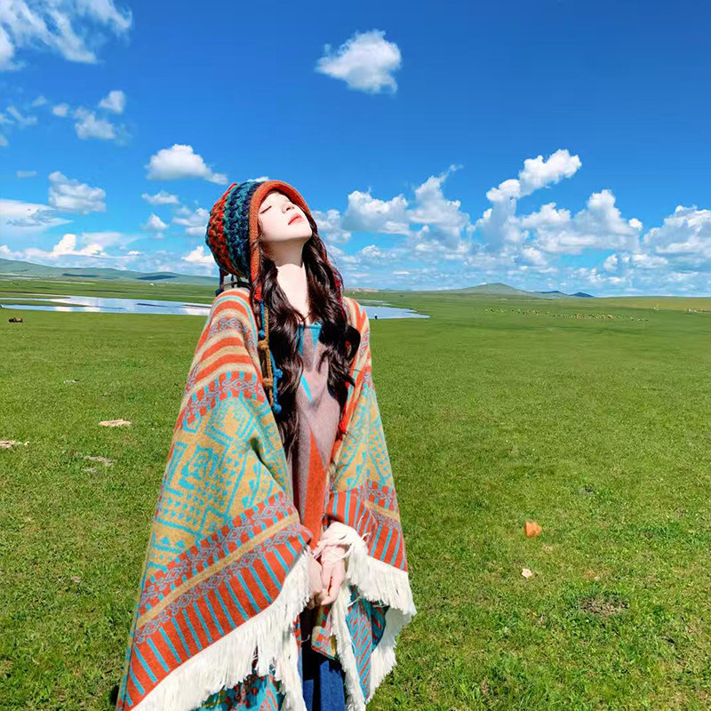 民族风披肩外搭女夏季空调房披风川西新疆旅游外搭斗篷女士大围巾