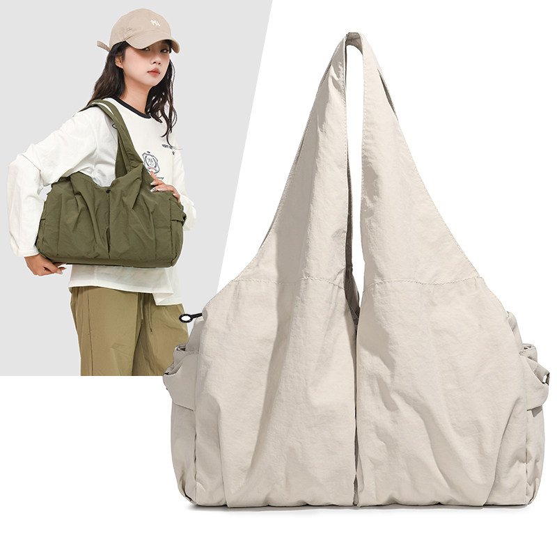 2025新款时尚百搭大容量女士单肩斜挎包休闲小众设计感轻便托特包