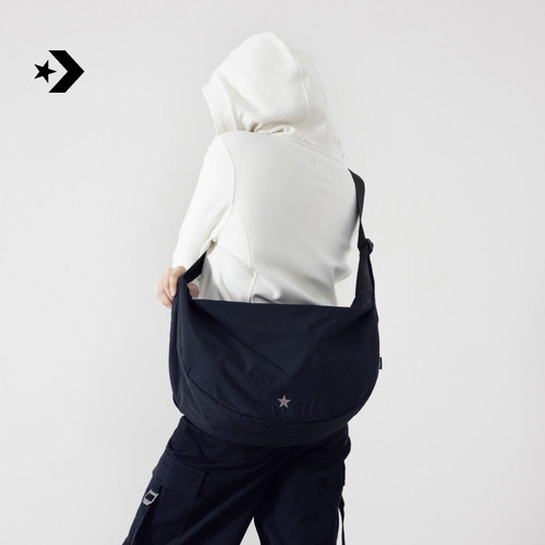 CONVERSE匡威CITY MESSENGER秋冬新品男女通勤饺子包斜挎包UA5820