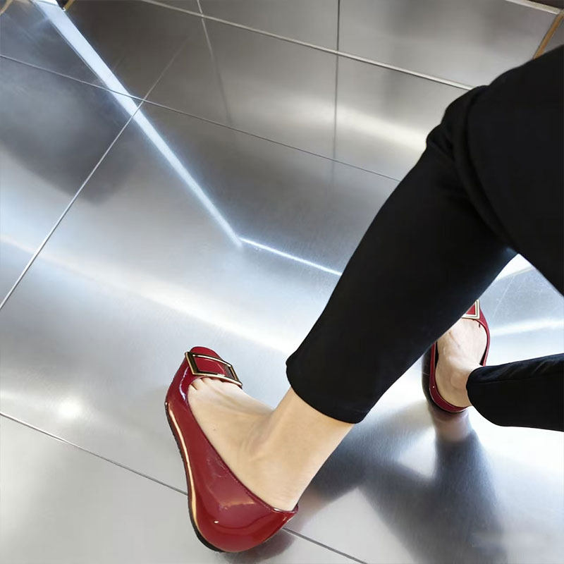 rv漆皮红色方扣方头单鞋女真皮2026春季新款名媛通勤不累脚平底鞋,女鞋,浅口单鞋,淘宝优惠券,粉丝福利购,淘宝优惠卷