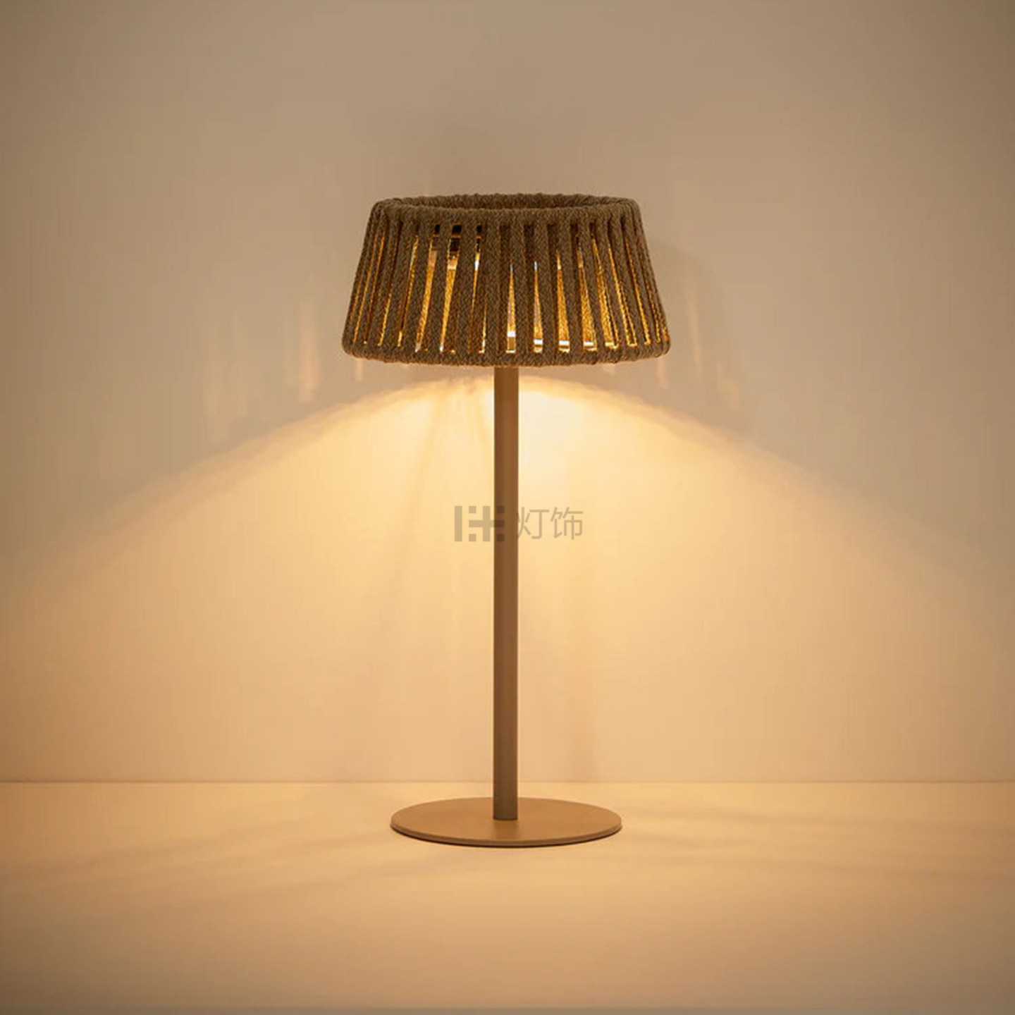 北欧风卧室布艺台灯客厅沙发边创意装饰落地灯别墅客厅温馨落地灯