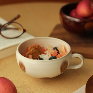 胡桃集市日式复古波点早餐碗把手碗麦片碗酸奶碗釉下彩汤碗甜品碗